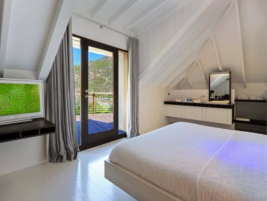 St. Barts Home 898021