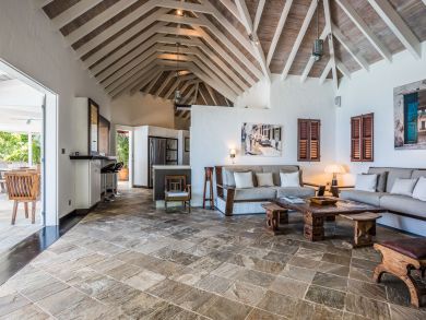 St. Barts Home 898022