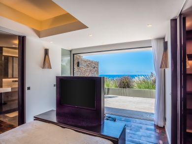 St. Barts Home 898022