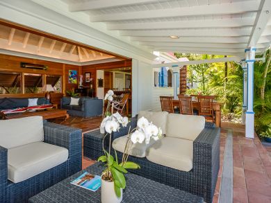 St. Barts Home 898024