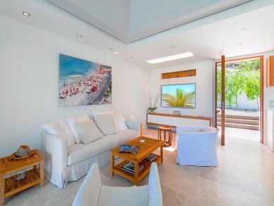 St. Barts Home 898031