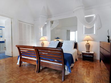 St. Barts Home 898032