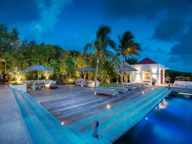 St. Barts Home 898033