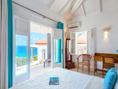 St. Barts Home 898034