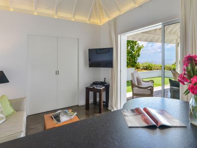 St. Barts Home 898035