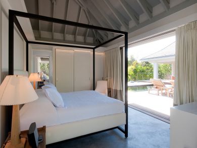 St. Barts Home 898036