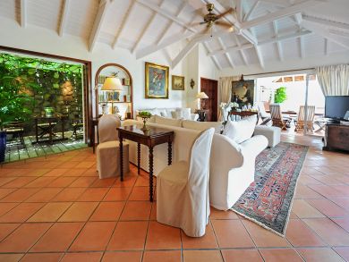 St. Barts Home 898038