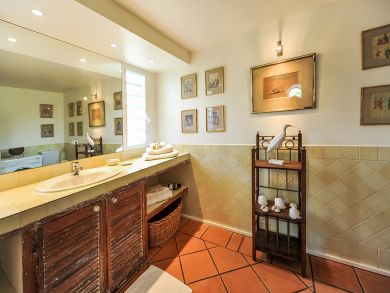 St. Barts Home 898038