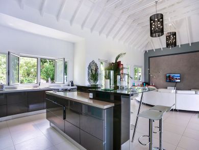 St. Barts Home 898039