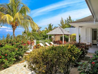 St. Barts Home 898040
