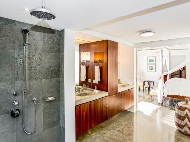 St. Barts Home 898041