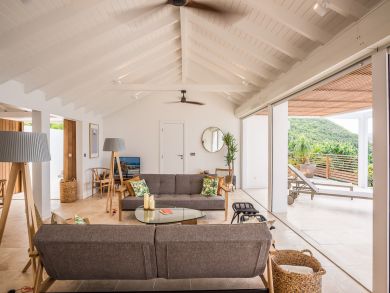 St. Barts Home 898044