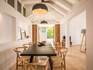 St. Barts Home 898044