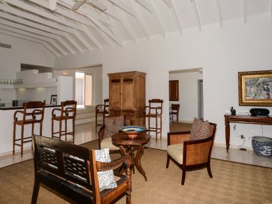 St. Barts Home 898045