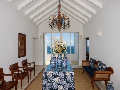 St. Barts Home 898045