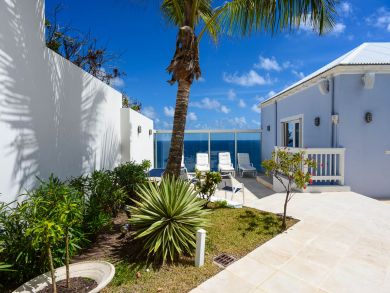 St. Barts Home 898045