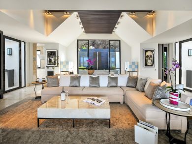 St. Barts Home 898047