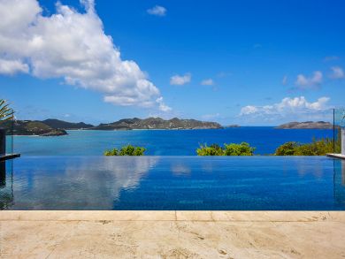 St. Barts Home 898047