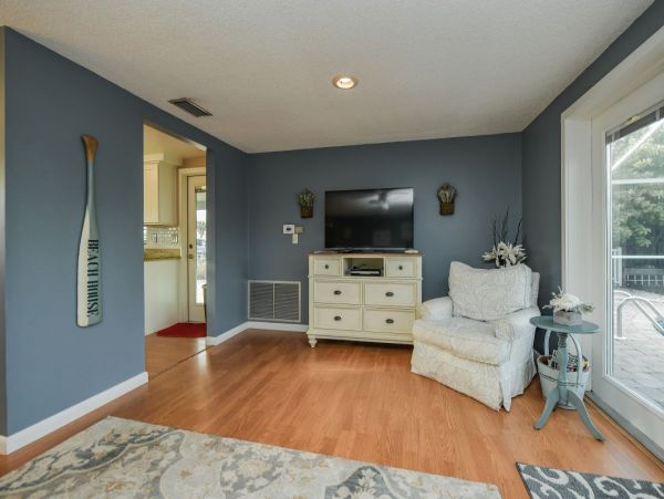 Anna Maria Two Bedroom Two Bathroom Home with Pool