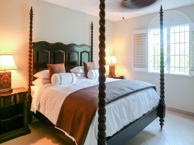 Five Minutes from Sandy Lane Beach Staff, Pool World Class