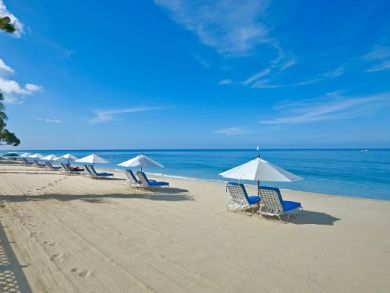 Barbados Luxury Vacation Accommodation on Beach