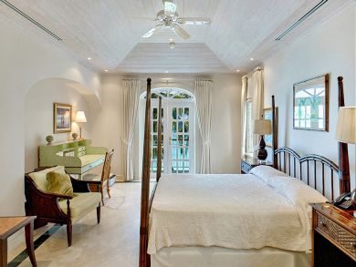 Barbados Luxury Vacation Accommodation on Beach