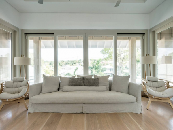Beachfront 5 Bedroom Vacation Home Private Pool in Barbados