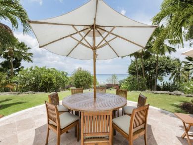 Six Bedrooms Beachfront Vacation Home in Barbados