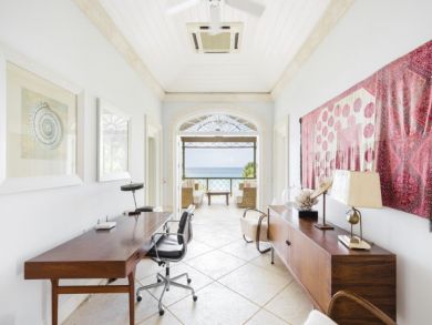 Six Bedrooms Beachfront Vacation Home in Barbados