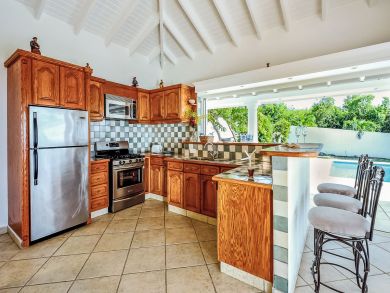 Luxury 12 Bedroom Estate in Terre Basses Luxury 12 Bedroom Estate in Terre Basses