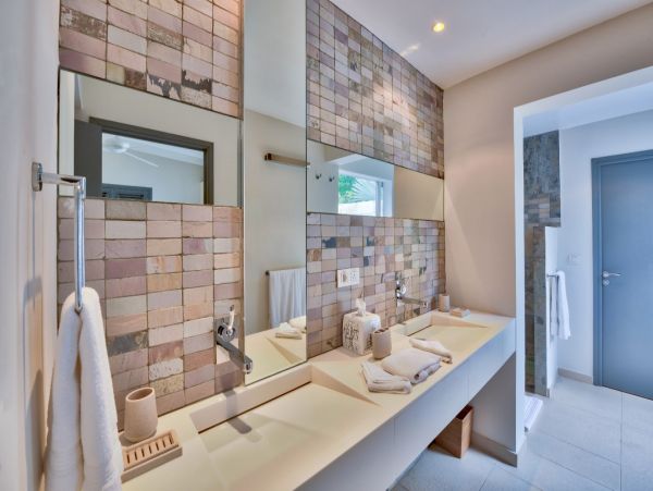 St Maarten Beautiful 3 Bedroom Pool Villa & Outdoor Area