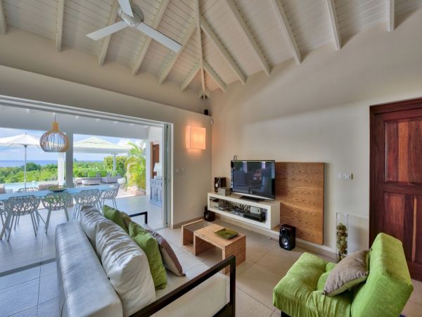 St Maarten Beautiful 3 Bedroom Pool Villa & Outdoor Area