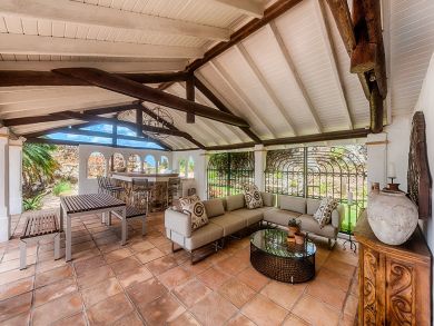 Exquisite Four Bedroom Tropical Getaway in St Martin