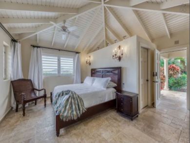 Saint Maarten Vacation Home Sleeps Twelve Guests!