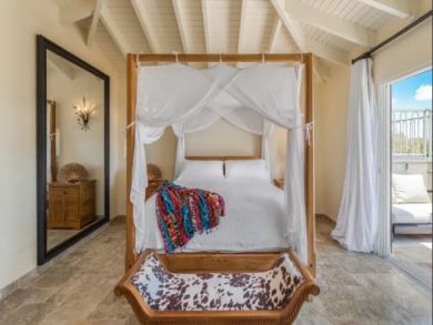 Saint Maarten Vacation Home Sleeps Twelve Guests!