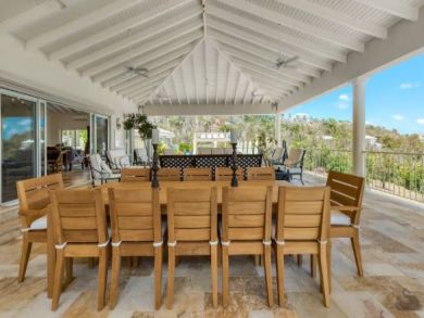 Saint Maarten Vacation Home Sleeps Twelve Guests!