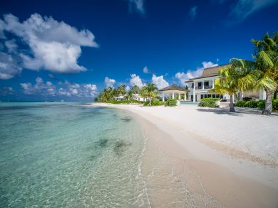 Cayman Island Six Bedroom Vacation Rental with Private Pool Cayman Island Six Bedroom Vacation Rental with Private Pool