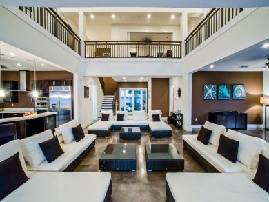 Cayman Island Six Bedroom Vacation Rental with Private Pool Cayman Island Six Bedroom Vacation Rental with Private Pool