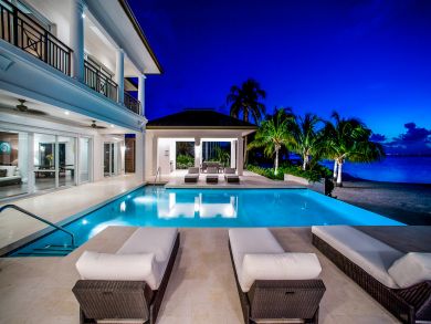 Cayman Island Six Bedroom Vacation Rental with Private Pool Cayman Island Six Bedroom Vacation Rental with Private Pool