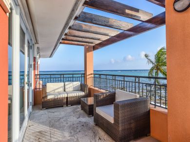 Private Pool at this Five Bedroom Cayman Island Vacation Rental Private Pool at this Five Bedroom Cayman Island Vacation Rental