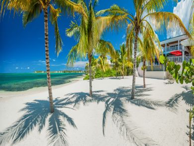 Large Seven Bedroom Cayman Island Vacation Rental Large Seven Bedroom Cayman Island Vacation Rental