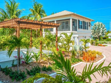 Cayman Islands Home 898327