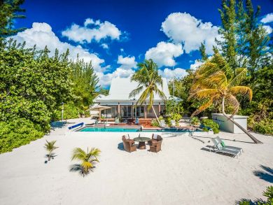 Luxury Rental on the Cayman Islands 5 Bedrooms Luxury Rental on the Cayman Islands 5 Bedrooms