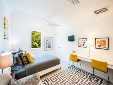 Luxury Rental on the Cayman Islands 5 Bedrooms Luxury Rental on the Cayman Islands 5 Bedrooms