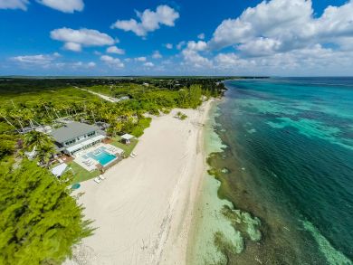 Cayman Islands Home 898334