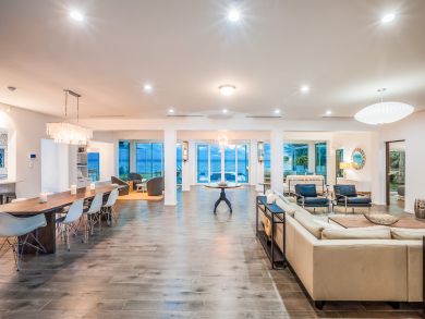 Cayman Islands Home 898334
