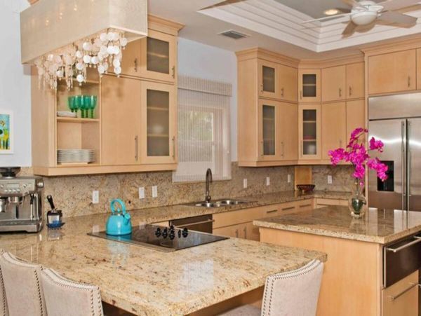 Beachfront  Grand Cayman Vacation Villa Plus Guest House