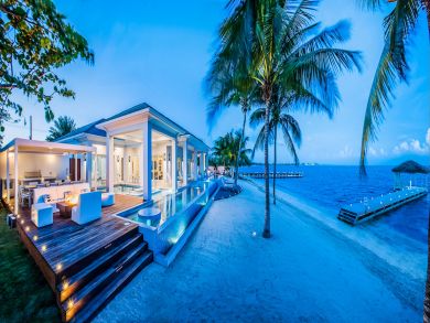 Amazing Cayman Beachfront Luxury Home Amazing Cayman Beachfront Luxury Home