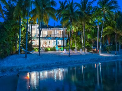 Luxury Villa At Rum Point