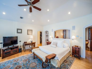 Luxury Villa At Rum Point